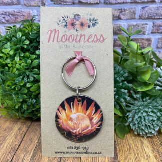 KRM1102 Orange Protea Wood & Resin Keyring 40mm