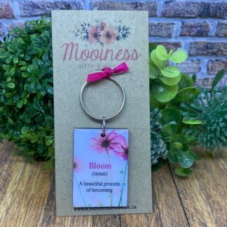 KRL0708 Bloom - Beautiful Process Wood & Resin Keyring 35x50mm