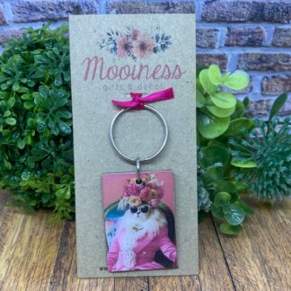 KRL1701 Pink Classy Cat Wood & Resin Keyring 35x50mm
